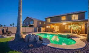 Beautiful Surprise Home w Private Pool & Grill - Image 2