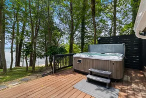 Riverside Haven w/ Hot Tub - Image 3