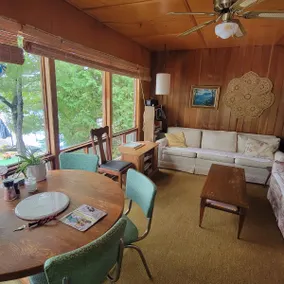 Sunny Days Starry Nights Cottage - Image 3