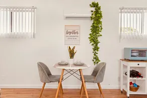 Modern Loft Style Retreat AC Steps to Trader Joe's - Image 4