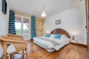 Vincent Van Gogh Apartment 80 m2 2 bedrooms - Image 2