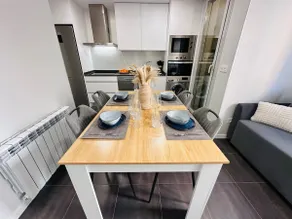The Market Viewpoint | Free Parking | 3BR 2BA - Image 2