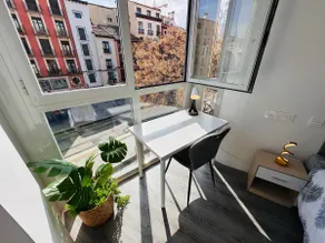 The Market Viewpoint | Free Parking | 3BR 2BA - Image 3