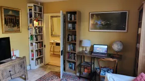 Townhouse Basement Apartment - Image 5