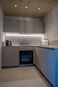 Tower Suite 209 - Image 4