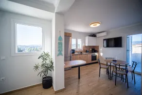 The Seven Islands One-Bedroom Apartment for 3 - Image 3