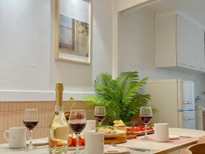 3-room accommodation in Jamsil/5 minutes to Seokchon Lake/7 minutes to Lotte World and Lotte Tower/KSPO/located near 3 subway lines, maximum 8 people - Image 4