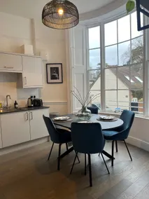 Spacious 2B Flat in Clement House - Image 3