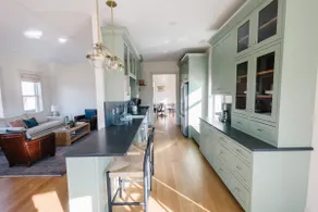 2 bedroom in historic building - Image 5