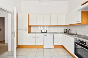 3 bedrooms I 110 square meter I walk to all sights - Image 3