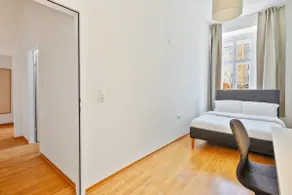 3 bedrooms I 110 square meter I walk to all sights - Image 5