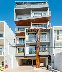 203 Oceanview Studio | Rooftop Pool + Balcony - Image 4