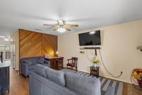 Cozy Huntsville Condo | 2BR Near SHSU/Pool/WIFI - Image 4