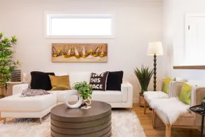 Brand New 3BR Home |Wi-Fi| Parking |Near Winnipeg - Image 5