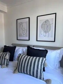 Inxpress Luxury Apartment Driffield - Image 3