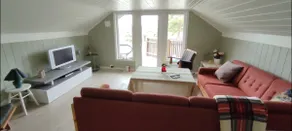 Totally renovated beachfront cabin - Image 2
