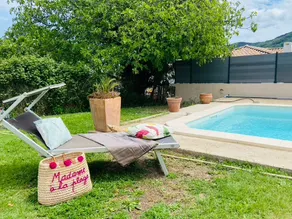 Provençal villa with pool - Image 5
