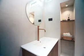 Mila Guest Apartments - Onyx - Image 4