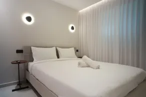 Mila Guest Apartments - Onyx - Image 3