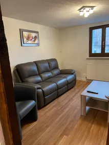 Furnish Lina's cottage - Image 2