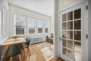 Charming Studio w/Sun Room - Image 5