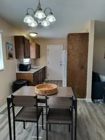 21st Street Retreat - Image 3