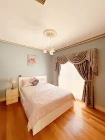 Entire home in Caroline Springs/Close to the lakes - Image 3