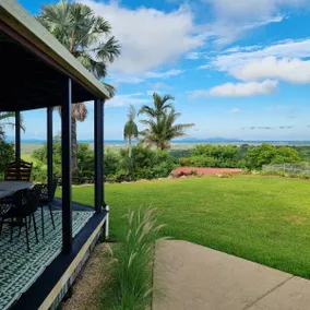 Doug's Place - Spectacular Views + Tennis Court - Image 2