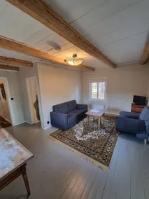Cottage by the lake - Image 5
