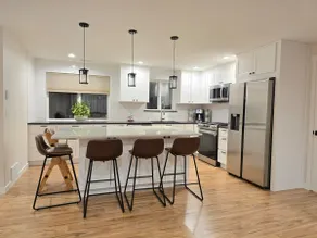 Home in Anacortes - Image 2