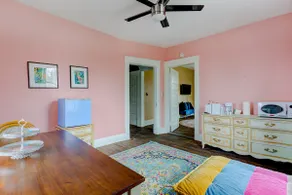 Midtown Apt King bed w Parking 40% off monthly - Image 2