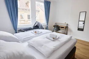 hygge flats: Big Flat for Groups & Families - Image 5