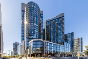 Town Centre Modern 2BR | Mountain View | Parking - Image 4