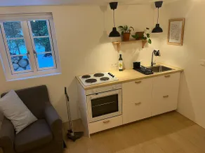Close to Reykjavík, a cute little house, a hot tub - Image 3