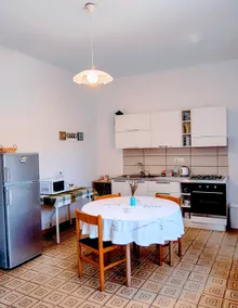 La Lavanda Vacation Home - Image 4