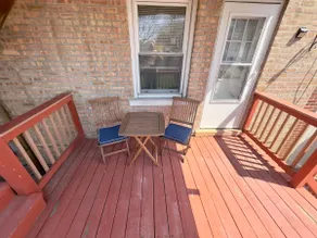 Private Jefferson Park Home - Image 5
