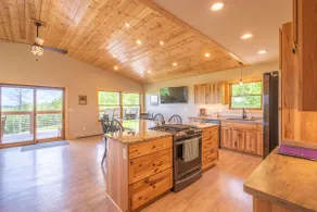 Timberwolf Lodge - includes GAMEroom - Image 5