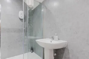 Chatham Lodge - Image 5