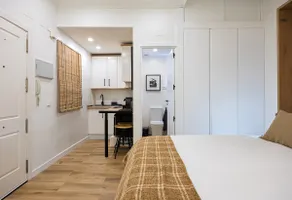 Cozy Loft in Salamanca Neighborhood - Image 2