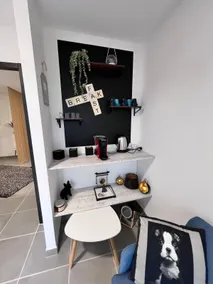 Cozy 1-bedroom apartment - Image 3