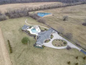 The Bluegrass Grand Estate: Bourbon Trail Luxury - Image 4
