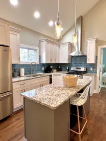 Stylish Pet Retreat Near Downtown - Image 5