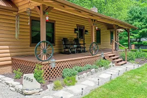 Hollow Haven Getaway - Image 3