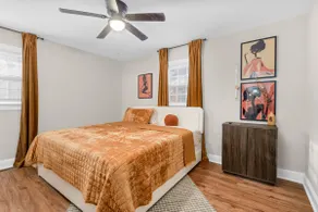 Modern cozy home ~ open concept - Image 2