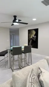 This is it: Red door Vacay House - Image 3