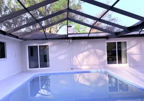 This is it: Red door Vacay House - Image 5