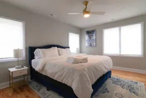Pet-Friendly 4BR Family Home with Fenced Yard - Image 5