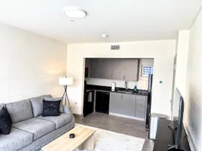 Enjoy Downtown - Pool Included - Image 2