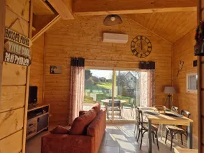 Chalet on the banks of the Saône - Image 3