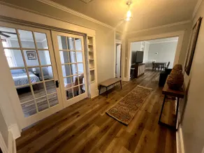 Historic Downtown Somerset | Renovated | 3 Kings - Image 5